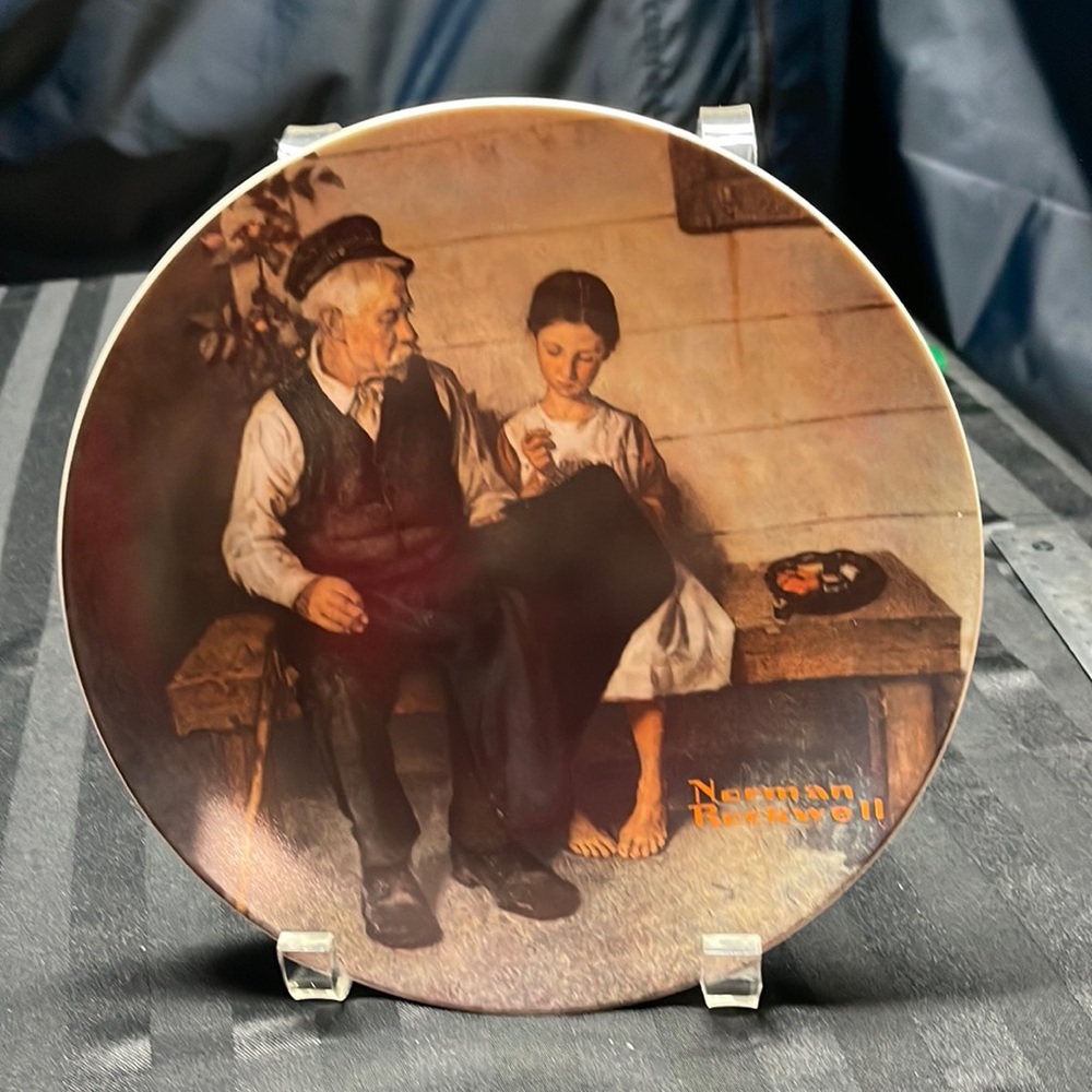 Norman Rockwell "The Lighthouse Keeper’s Daughter” Plate #16013R